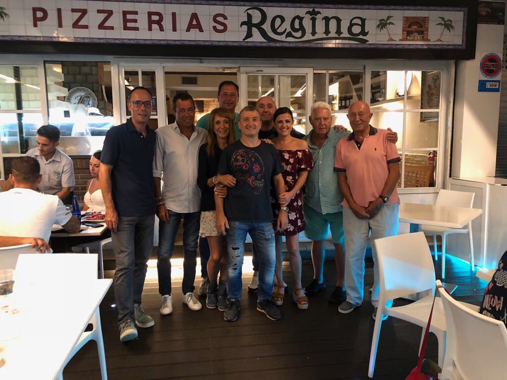 Una cena maravillosa con buenos amigos en #PizzeriaRegina Playa San Juan. Un abrazo con nuestro cariño a Luis