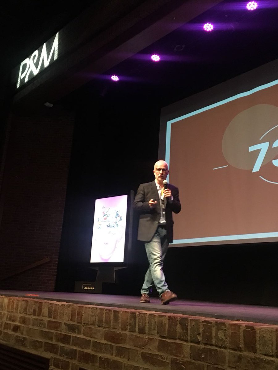 revistapym's tweet image. &quot;¿Por qué las ideas no están saliendo de nosotros? Primero, porque hoy competimos con absolutamente todo el mundo; segundo, ¿cuánto tiempo estamos invirtiendo en innovación?&quot;: Juan Pablo Rocha, CEO de @JWT_Colombia. El valor de las ideas, #CreativeConference Colombia 2018.