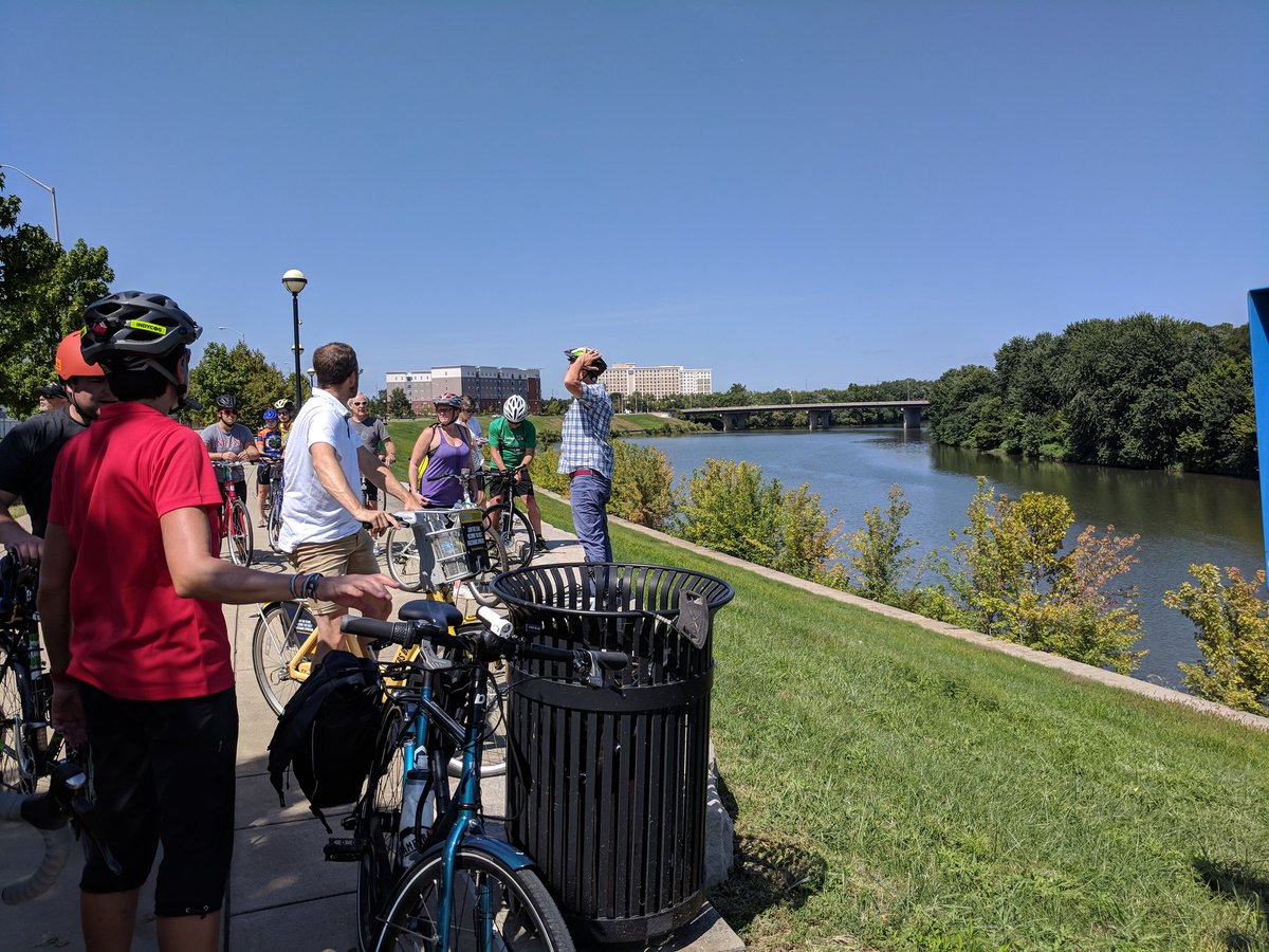 Jane_Santucci's tweet photo. White River Bike Tour #INBikeWalk https://t.co/qvSvlQ3xuT