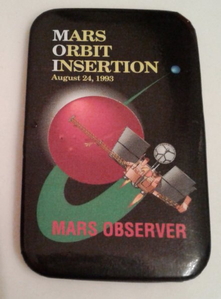 MrBeamJockey's tweet photo. 25 yrs ago this week:
@NASA button anticipates #MarsObserver's closest approach on 24 August.
Sadly, contact was lost on 21 August. https://t.co/CWVJaftgH7