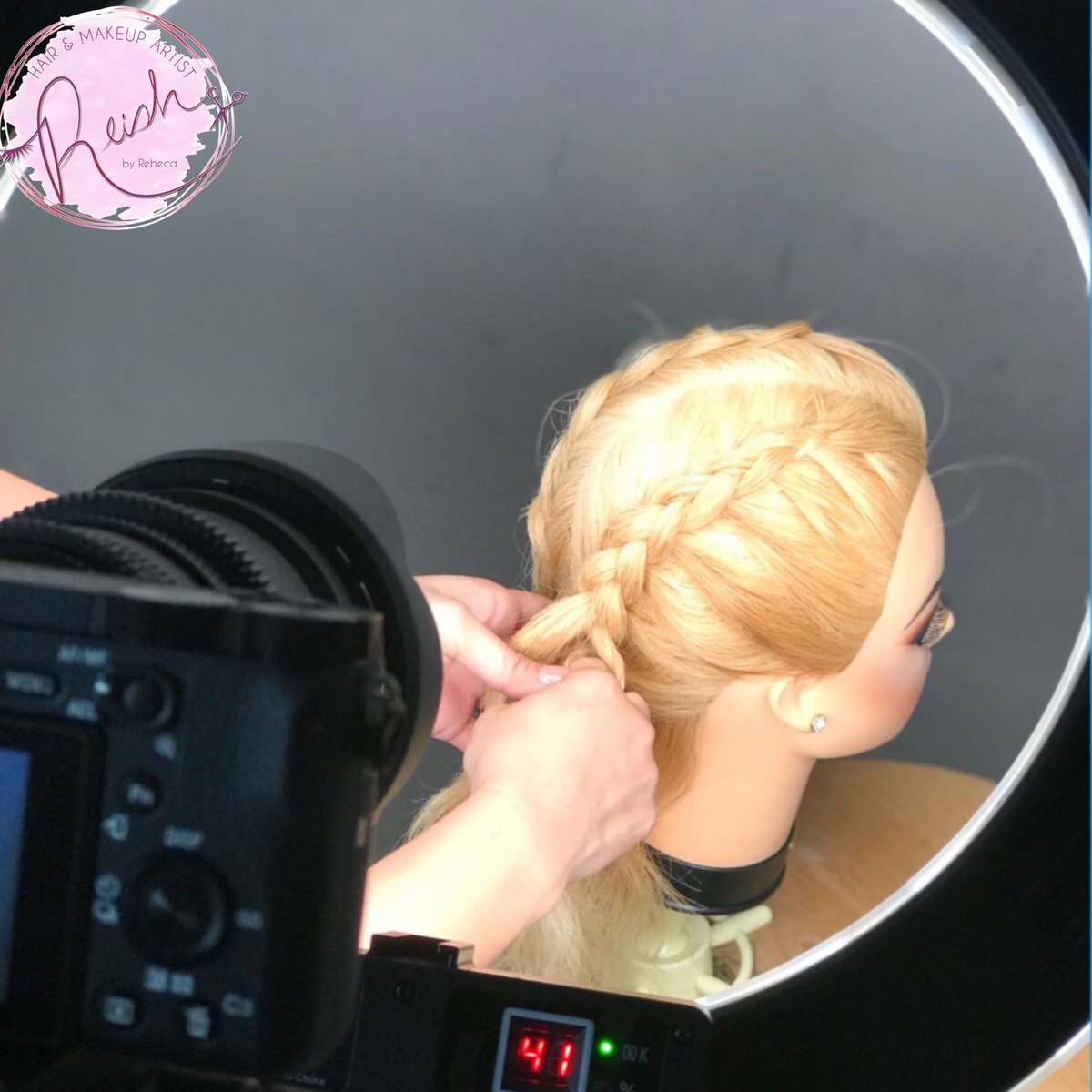 ReishHairandMUA's tweet image. Recording and editing the new video tutorial!!!! You can see it tomorrow on my YouTube Channel 🙌🏽💃🏼😊💁🏻♀️ #recording #editingtutorial #editing #buntutorial #braidtutorial #updotutorial #youtubechannel #youtube #hairdo #updo