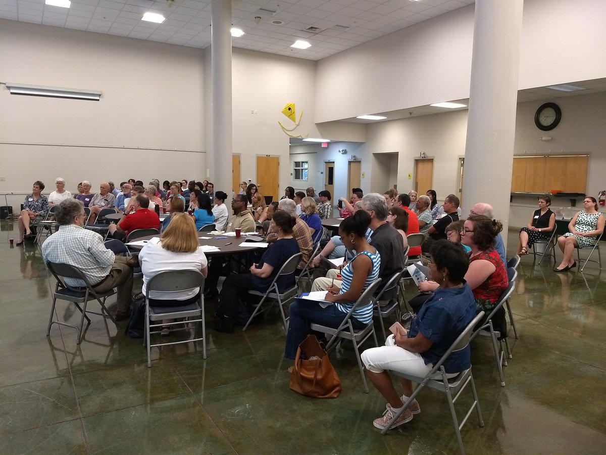 IFCforSS's tweet photo. We are thrilled with the turnout for this Community Conversation regarding proposed updates to the #GoodNeighborPlan at #CommunityHouse and how we as Orange County address homelessness. Thank you everybody for coming! We all have something at stake. https://t.co/XXvURtyghE