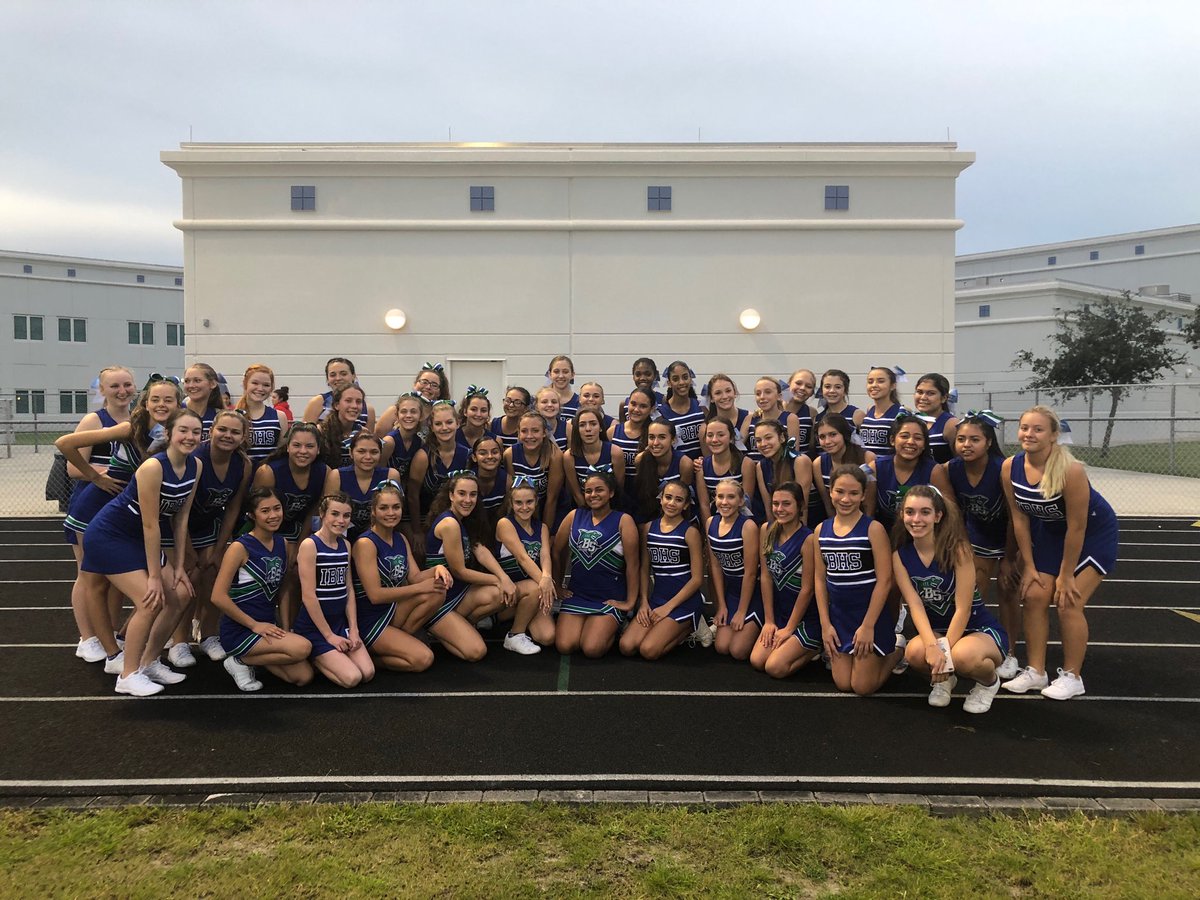 IdaBakerCheer's tweet photo. A whole lot of Bull-Pride going on here💙BakerVsBonita Springs Bull Sharks https://t.co/7wWp6rHCzI