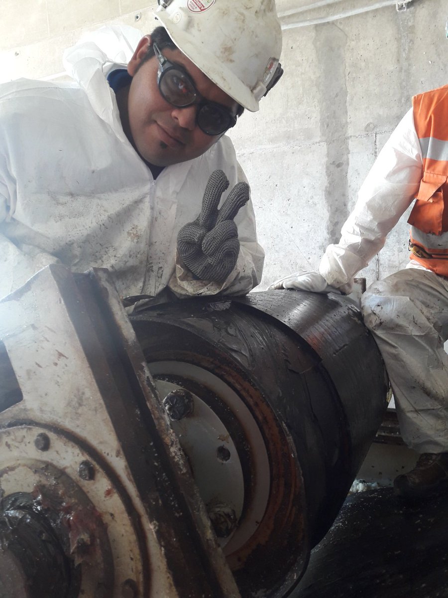 Hands_Chile's tweet photo. Gran jornada la de hoy, mañana seguiremos en #SQM #Antofagasta #SomosExpertos @Hands_Chile @aminerals @ENAMIChile @CodelcoChile @antucoya @barrickchile @caseroneschile @MantosCopper @MineraEscondida https://t.co/ebEYlhm5Uc