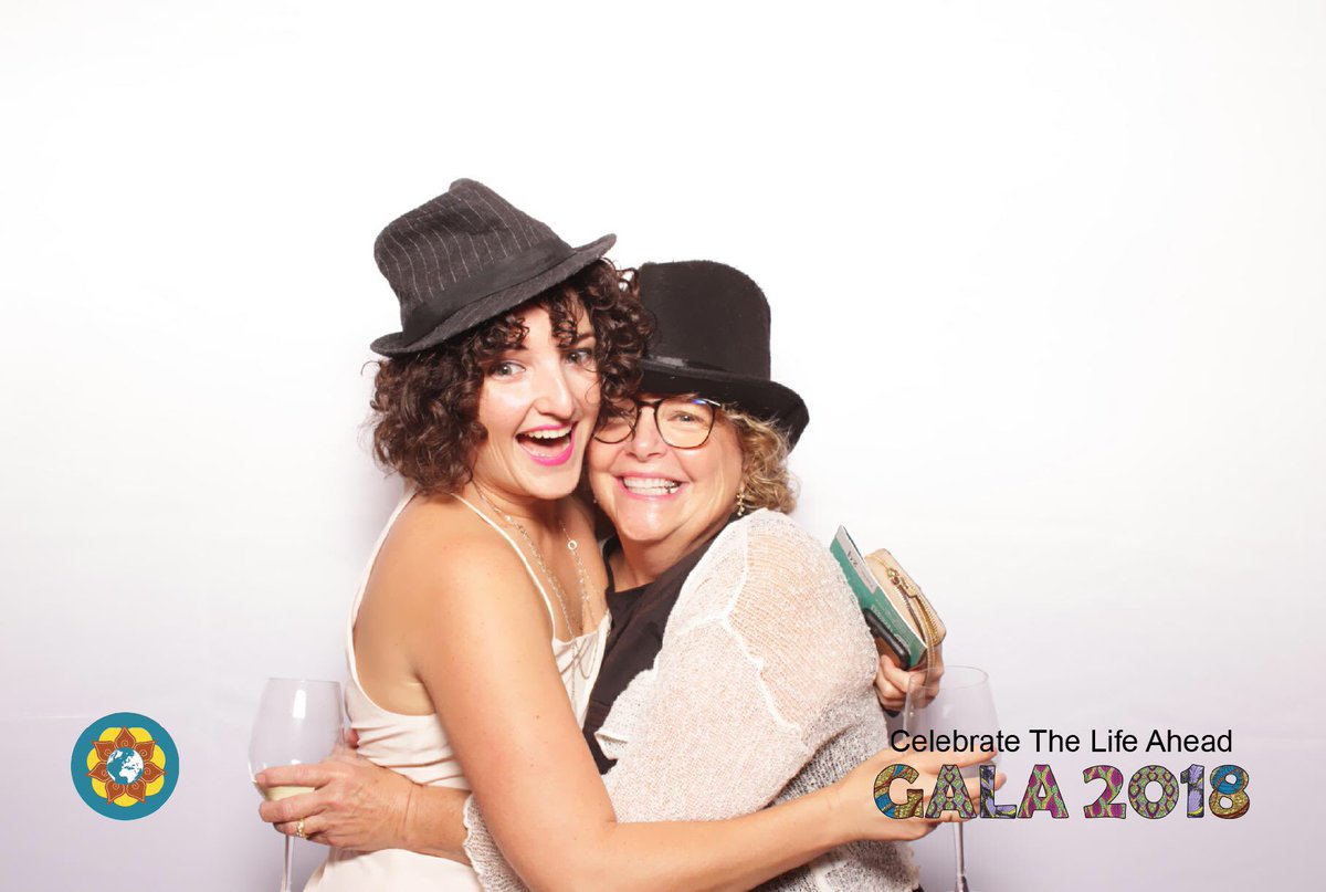 We love supporting our friends at <a href="/ExodusRefugeeIM/">Exodus Refugee IM</a> #RefugeesWelcome #motheranddaughter