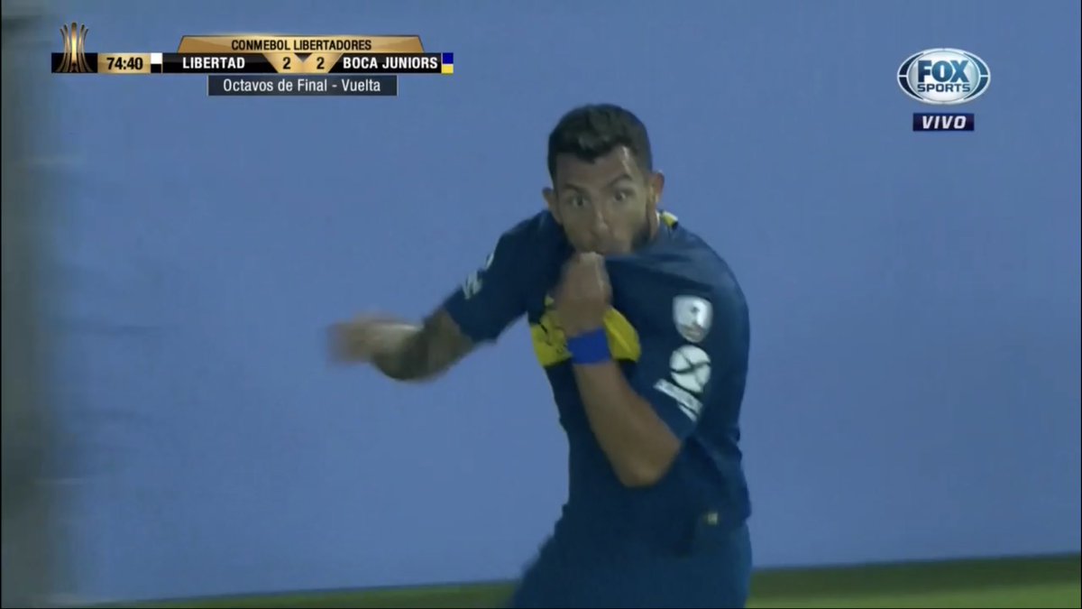 la12tuittera's tweet image. GRITALO Carlitos 💙💛💙