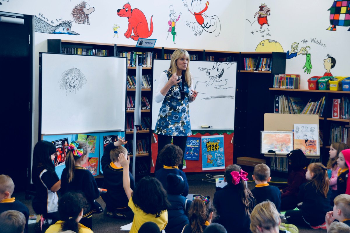 berwicklodgeps's tweet photo. Here are a selection of photos from our recent @TheCBCA Book Week 'Books and Nooks' Literature Festival #CBCA2018. #bookweek https://t.co/38jWNnCo6r