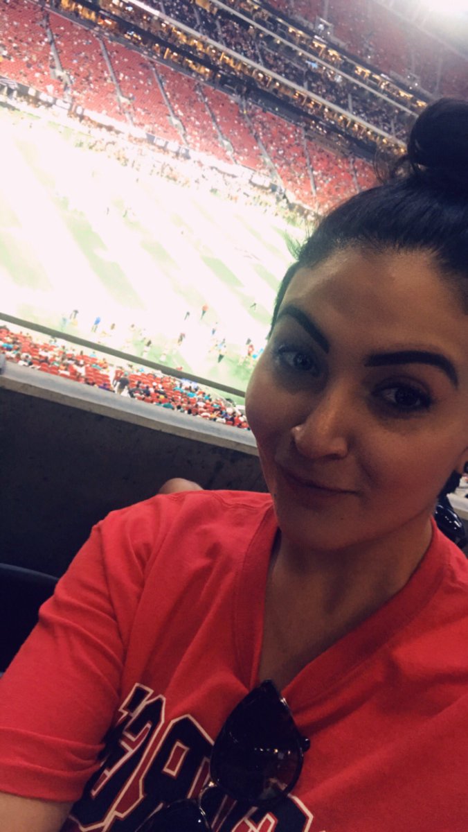 alwaysmayamaya's tweet photo. Let’s go Falcons! #riseup @AtlantaFalcons 🙌🏼 https://t.co/xeux3hqr3O
