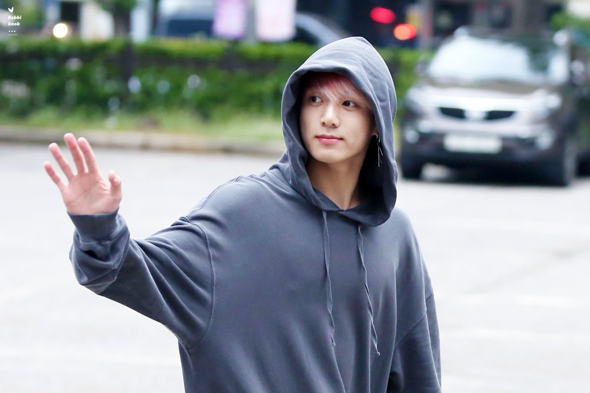 래비국 🐰 tweet media