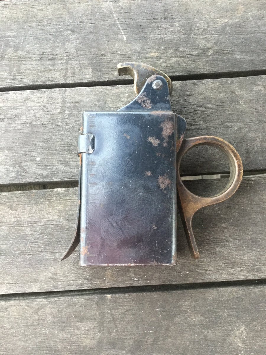 RangeDays's tweet image. A fairly common brocante find over here as large numbers of these Sten speed Reloaders were dropped to the Resistance in with Stens, mags &amp;amp; ammo. This is our most recent one and we normally have a few kicking around.