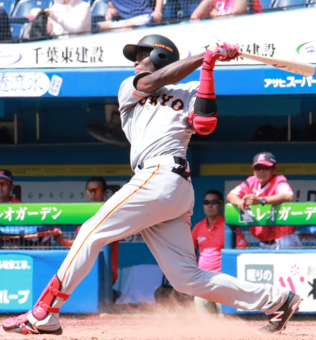 読売巨人軍 ジャイアンツ 二軍 Zozoマリンスタジアム で行われたイースタン リーグの ロッテ 戦は マルティネス 選手の2本のタイムリーなどであげた4点を 先発 高木京介 山口俊 山口鉄也 ら5投手のリレーで守り切り 3対1で勝って8連勝となり