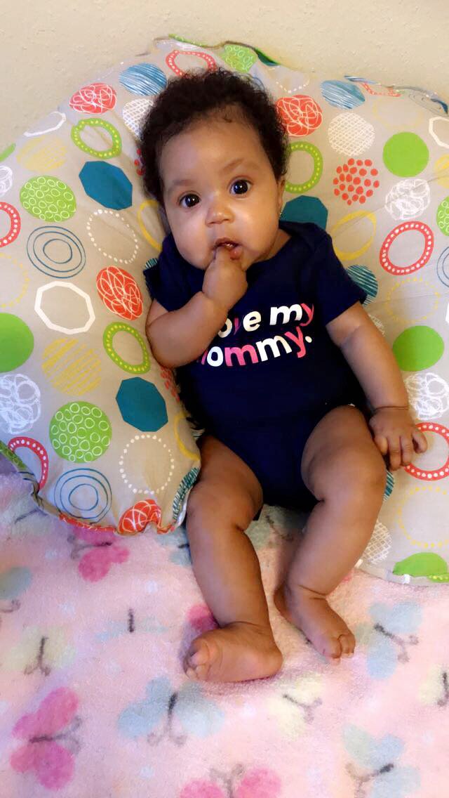 Okayyrude's tweet photo. My Daughter is literally Everything 😩😩😩💕💕💕💕#ParkerRhae https://t.co/Rqj19J5JYI