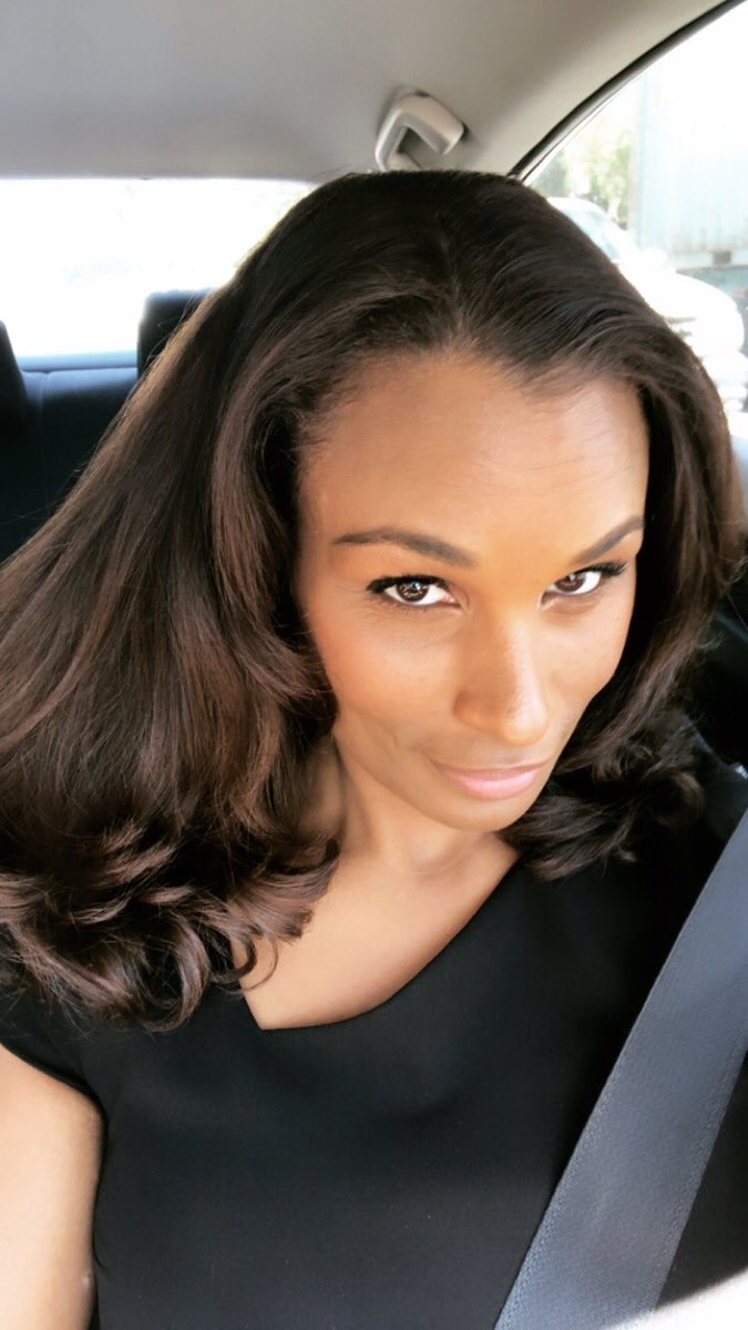 Jennifer Lee Robinson On Twitter Woke Up Shook Out My Hair