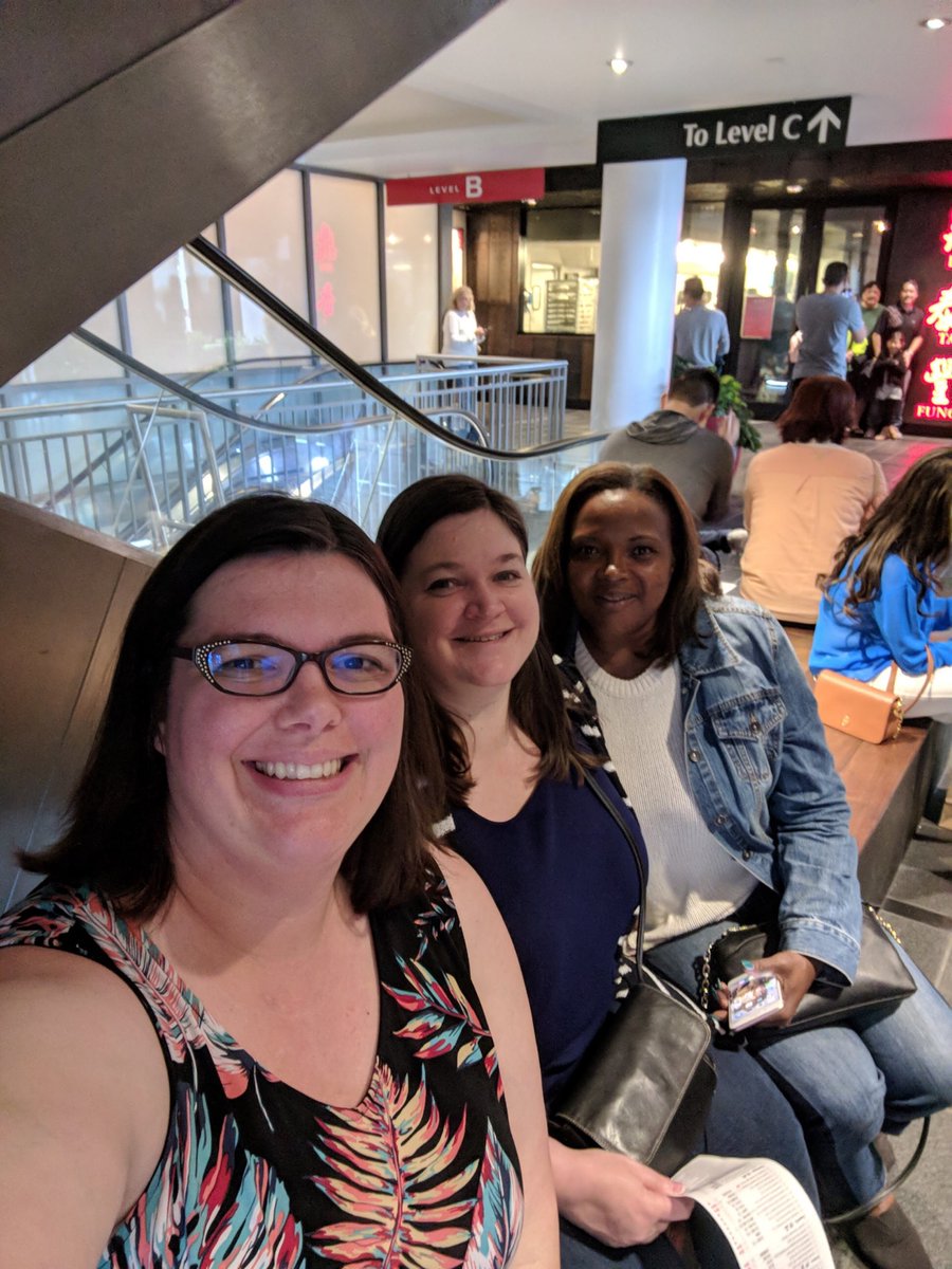 SailingRedonna's tweet photo. #pcbsbankers18 - Celebrating final days of classes! https://t.co/dYOFBZxLxv