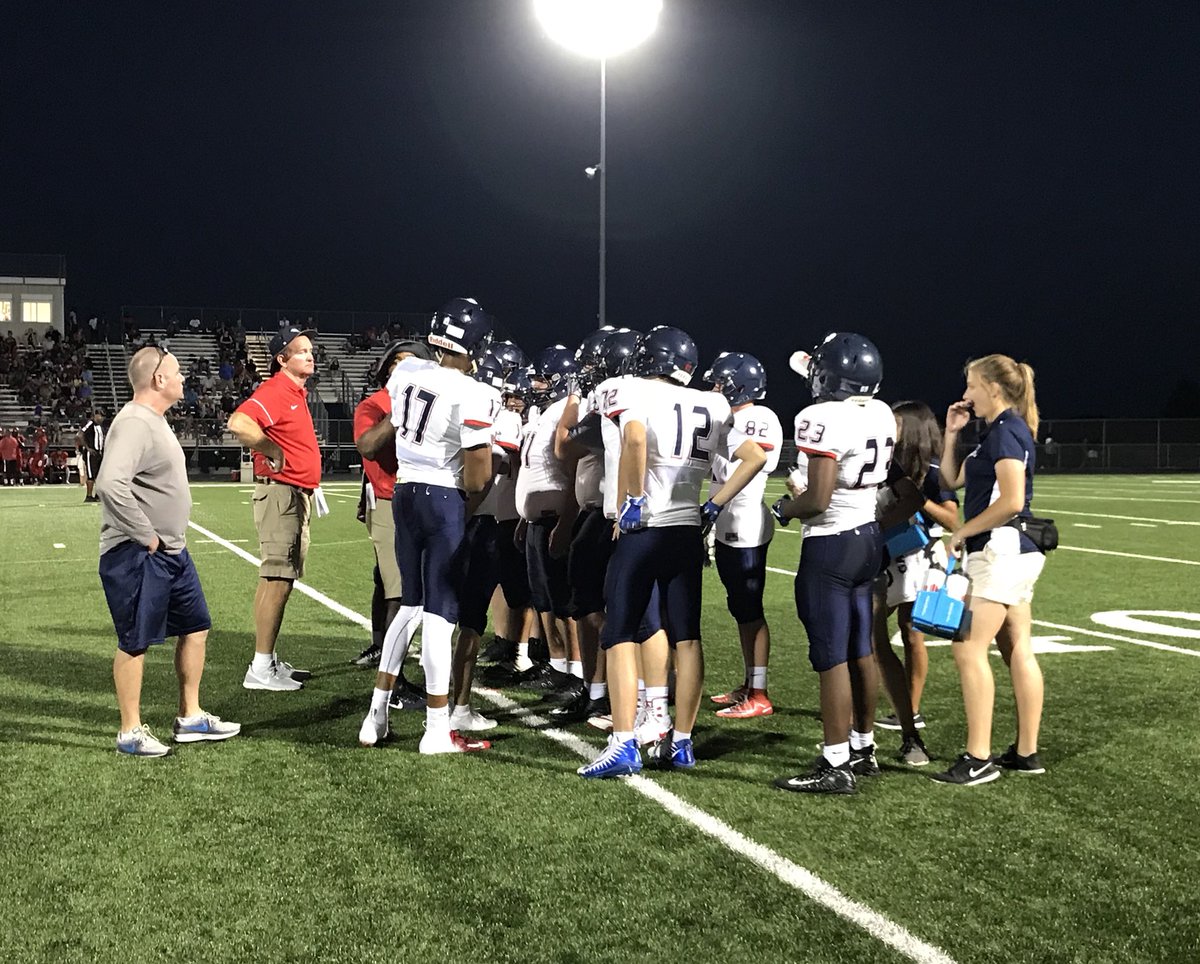 AHS_SportsMed's tweet photo. Awesome SAT’s in action! Great job tonight ladies! 🏈🦅👏🏼👏🏼👏🏼 #AUP 
#JVBlueSATs https://t.co/OyZjlf4SD4