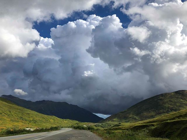 MelissaDFrey's tweet photo. Thanks to Gaylin Maghupoy for sharing this photo from Hatcher Pass this afternoon as the storms were building! #Shareit11 #akwx https://t.co/sOp71FocfB