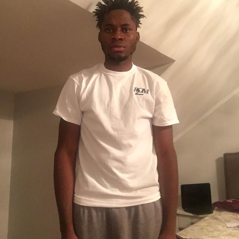 put2onme's tweet image. My man @ennagbo19 rocking the Put 2 On Me promotional shirt. Thank you for the support. Only players that dominate can rock the brand. #P2OM