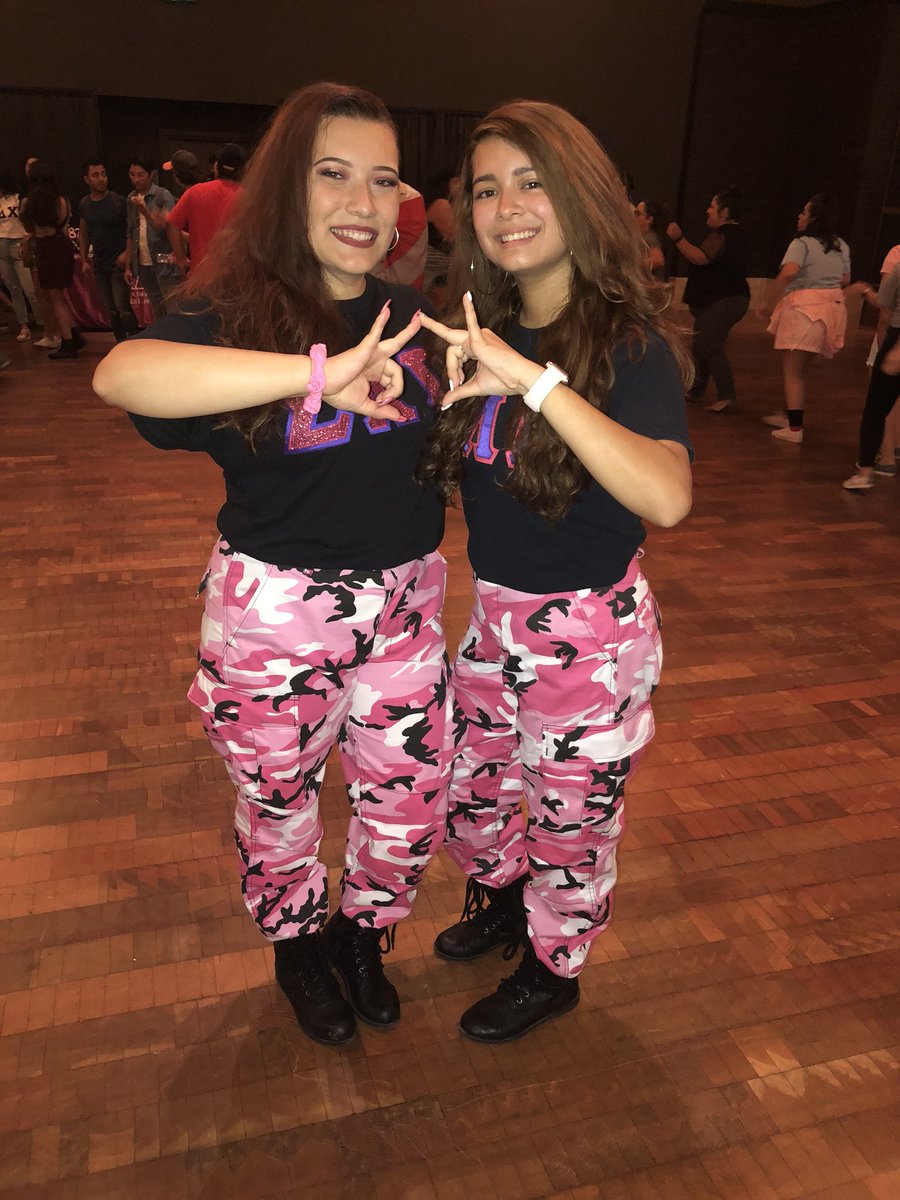 cesiliaaa__'s tweet image. Women of distinction 💖 #utsagammas #utsamgc