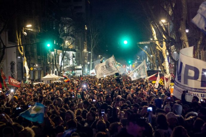 Red__Accion's tweet photo. #MarchaNacionalEducativa
Jornada multitudinaria en defensa de la educación pública | ANRed https://t.co/814ixSRyDU https://t.co/30vJjwKHWW