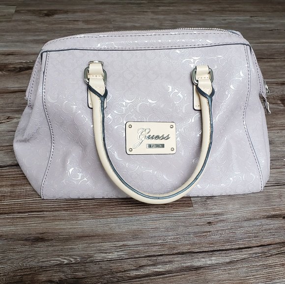 So good I had to share! Check out all the items I'm loving on @Poshmarkapp #poshmark #fashion #style<a href="/tag/fashion"class="tags"><span>#fashion</span></a><a href="/tag/shopmycloset"class="tags"><span>#shopmycloset</span></a><a href="/tag/style"class="tags"><span>#style</span></a><a href="/tag/guess"class="tags"><span>#guess</span></a><a href="/tag/loft"class="tags"><span>#loft</span></a><a href="/tag/poshmark"class="tags"><span>#poshmark</span></a>