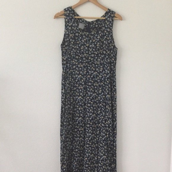 So good I had to share! Check out all the items I'm loving on @Poshmarkapp #poshmark #fashion #style<a href="/tag/fashion"class="tags"><span>#fashion</span></a><a href="/tag/shopmycloset"class="tags"><span>#shopmycloset</span></a><a href="/tag/style"class="tags"><span>#style</span></a><a href="/tag/guess"class="tags"><span>#guess</span></a><a href="/tag/loft"class="tags"><span>#loft</span></a><a href="/tag/poshmark"class="tags"><span>#poshmark</span></a>