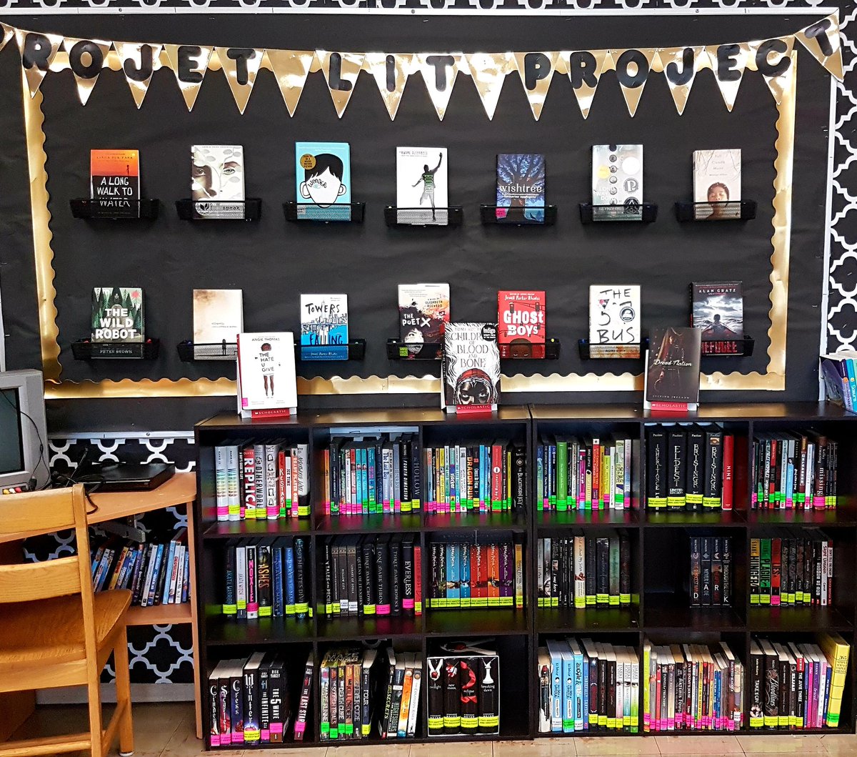 My classroom library ready to go for this year! #40bookchallenge #projectlit  #education #grade8 #literacy #yabooks #spslearn  #classroomlibrary #yxe #sk #zbeetnoff