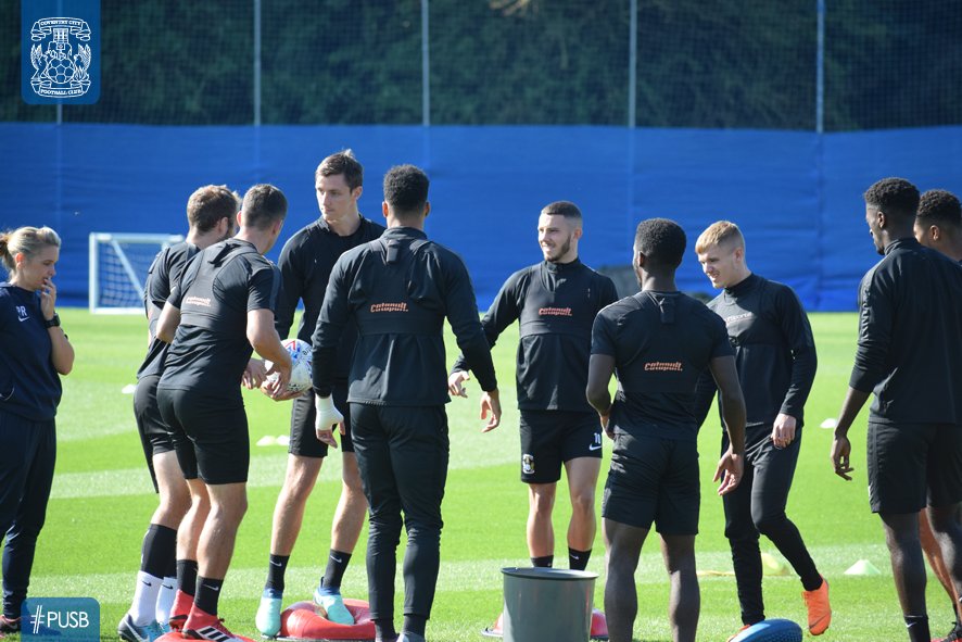 Coventry_City's tweet image. 📷 Conor Chaplin takes part in his first #SkyBlues traning session this morning, as the squad prepares for tomorrow's home game against Rochdale. #PUSB #RiseTogether