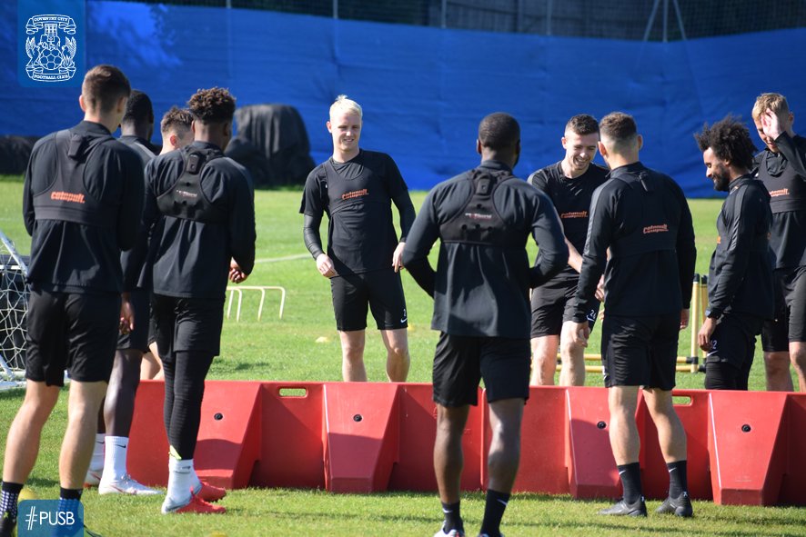 Coventry_City's tweet image. 📷 Conor Chaplin takes part in his first #SkyBlues traning session this morning, as the squad prepares for tomorrow's home game against Rochdale. #PUSB #RiseTogether
