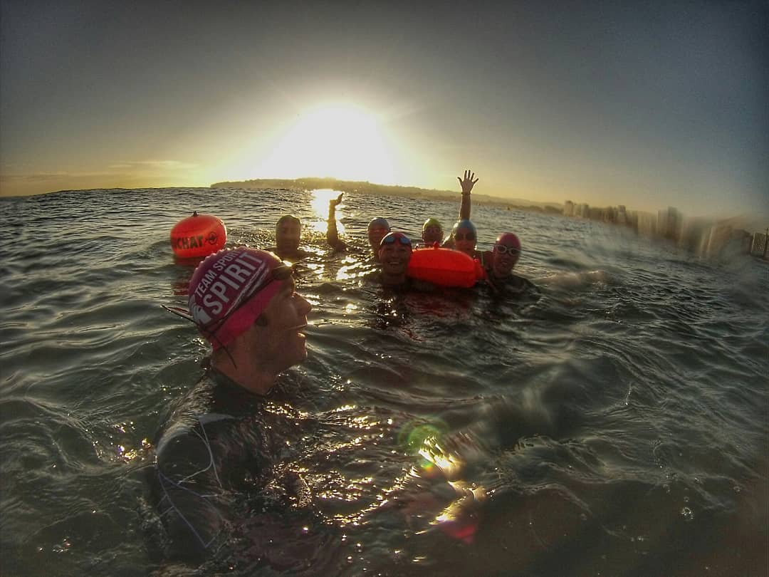 TeamSportSpirit's tweet photo. El madrugón mereció la pena, nadar viendo como el sol empezaba a ponerse.... es algo espectacular 🌞
Gracias a los que nos acompañasteis un lujo 😉
#somosteam #swim #swimSpirit #gijon https://t.co/5vTUchoRRr