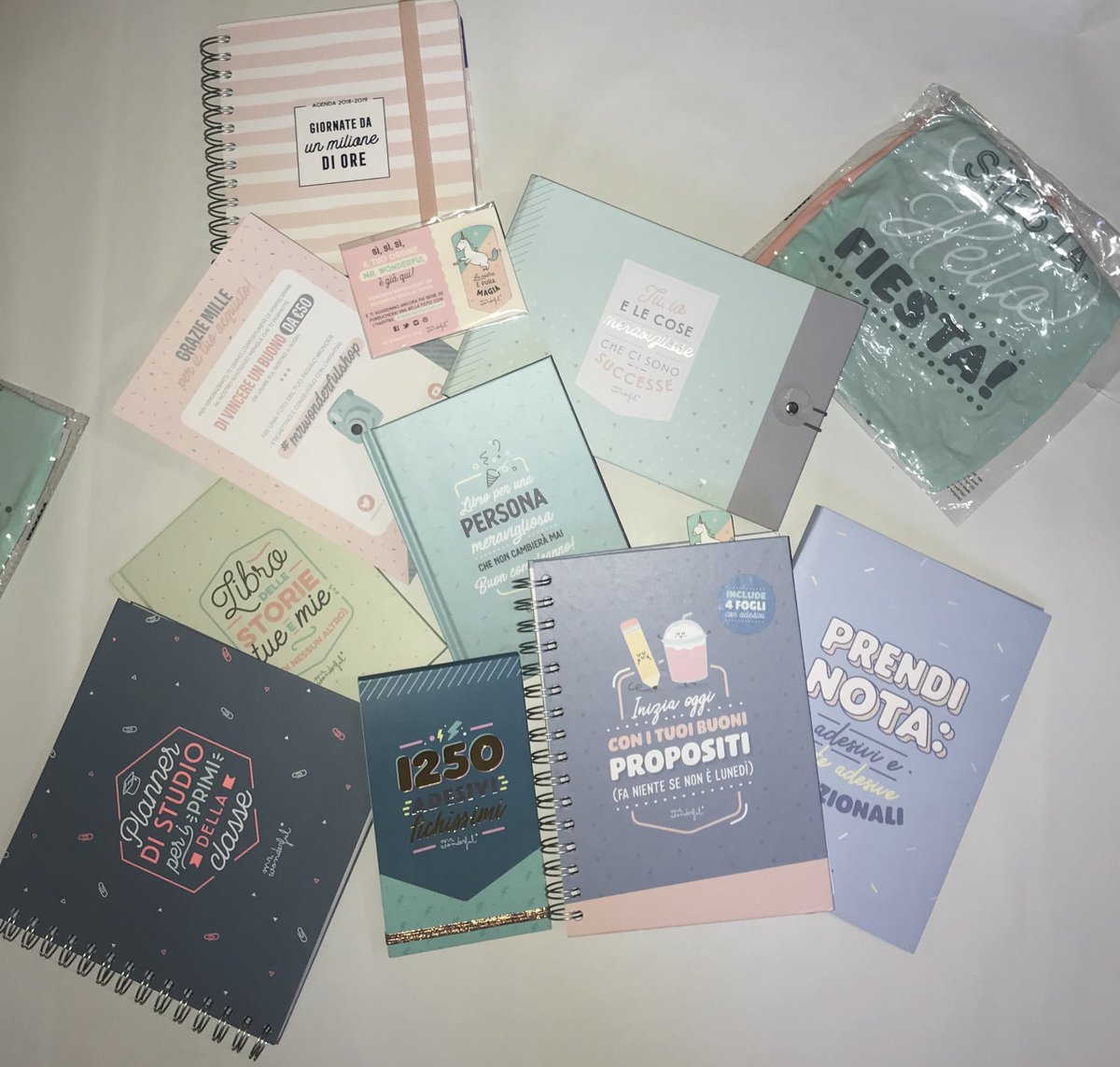 exarroow's tweet photo. Mr wonderful lover 😍
#mrwonderfulshop 💗😍 https://t.co/m2ZTKjVeGO