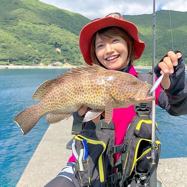 bellevoilejapon's tweet photo. 『ノサレルナ‼️』
フルロックごり巻きで獲るこの釣りが大好き😍
.
#rockfish #fish #fishing #grouper #sea #rurefishing #rure #釣り #ロックフィッシュ #魚 #オオモンハタ #サムライジグ #サムライジグスロー #ルアマガソルト #高知 #四国 #釣り #ショアジギ https://t.co/oFQejIwBRo https://t.co/3UaeuAI6Ag