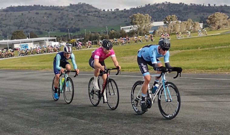#NRS18 <a href="/conormurtagh_/">Conor Murtagh</a> having a crack at the front of the peloton