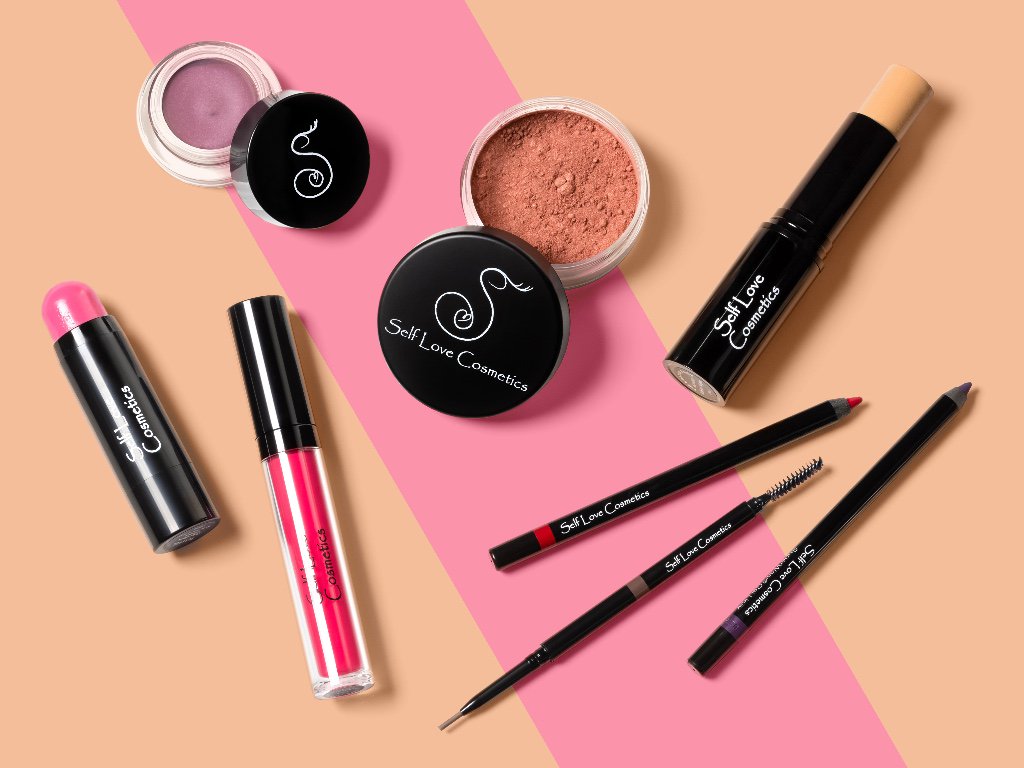 SLoveCosmetics's tweet photo. Labor Day Sale 💄 - https://t.co/8UCFvKaKJi https://t.co/Oh3s7FOST9