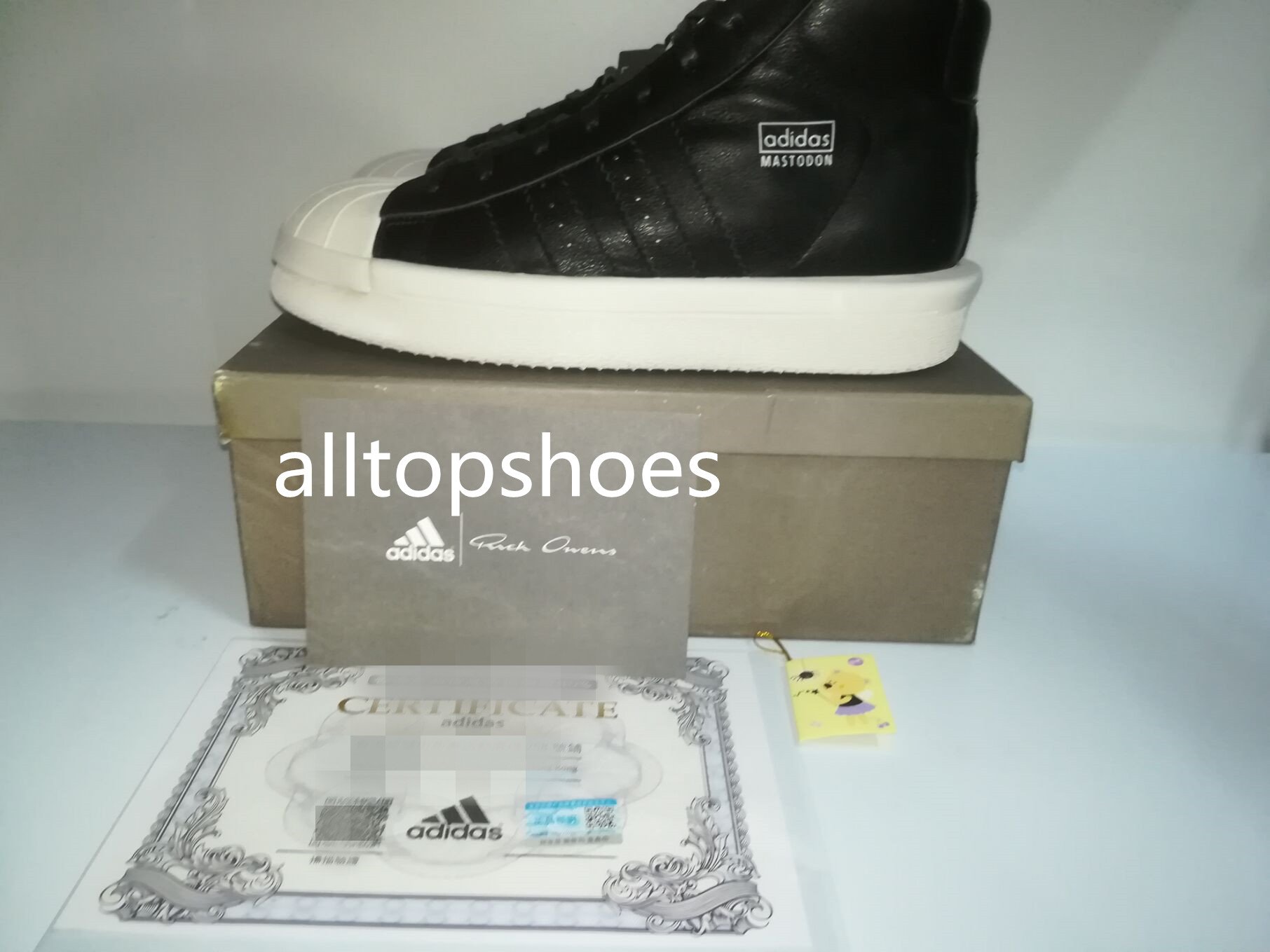 Adidas mastodon cheap black