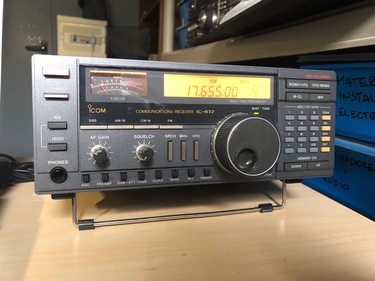 eb1tr's tweet photo. Hola a todos, lamentablemente escribo este mensaje para solicitar vuestra colaboración. Me han robado un Elecraft K2/10 y un Receptor Icom IC-R72. Si te enteras de alguien que posea este material no dudes en contactar. PSE DIFUNDE. #Radioaficion #AmateurRadio #HamRadio #HamR https://t.co/xlrQVZZgk8