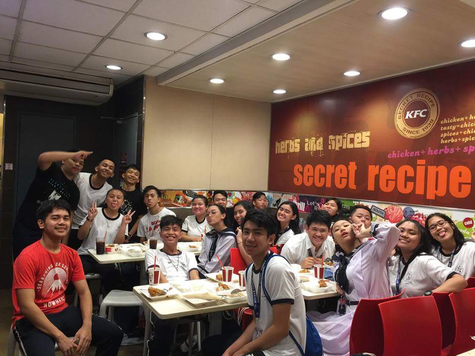 ashleymorfe's tweet image. incomplete 😋😻 #minireunion