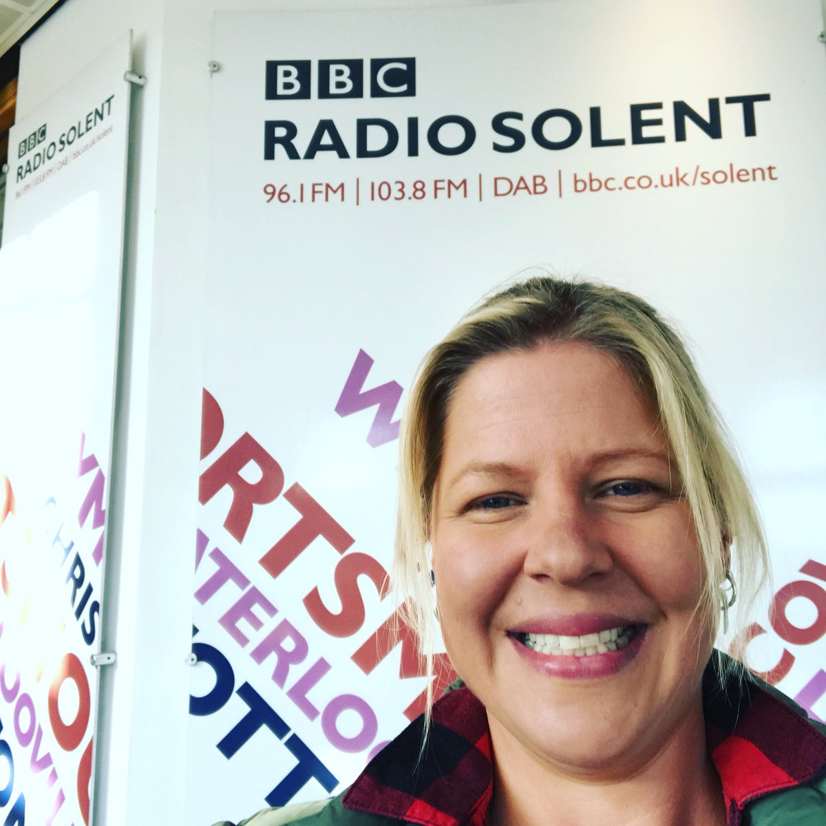 Standing by to chat on <a href="/BBCRadioSolent/">BBC Radio Solent</a> to Julian Clegg at 8.20am about my @howmanyellies <a href="/GWR/">Guinness World Records</a> attempt! 👏🐘 #thinkbig