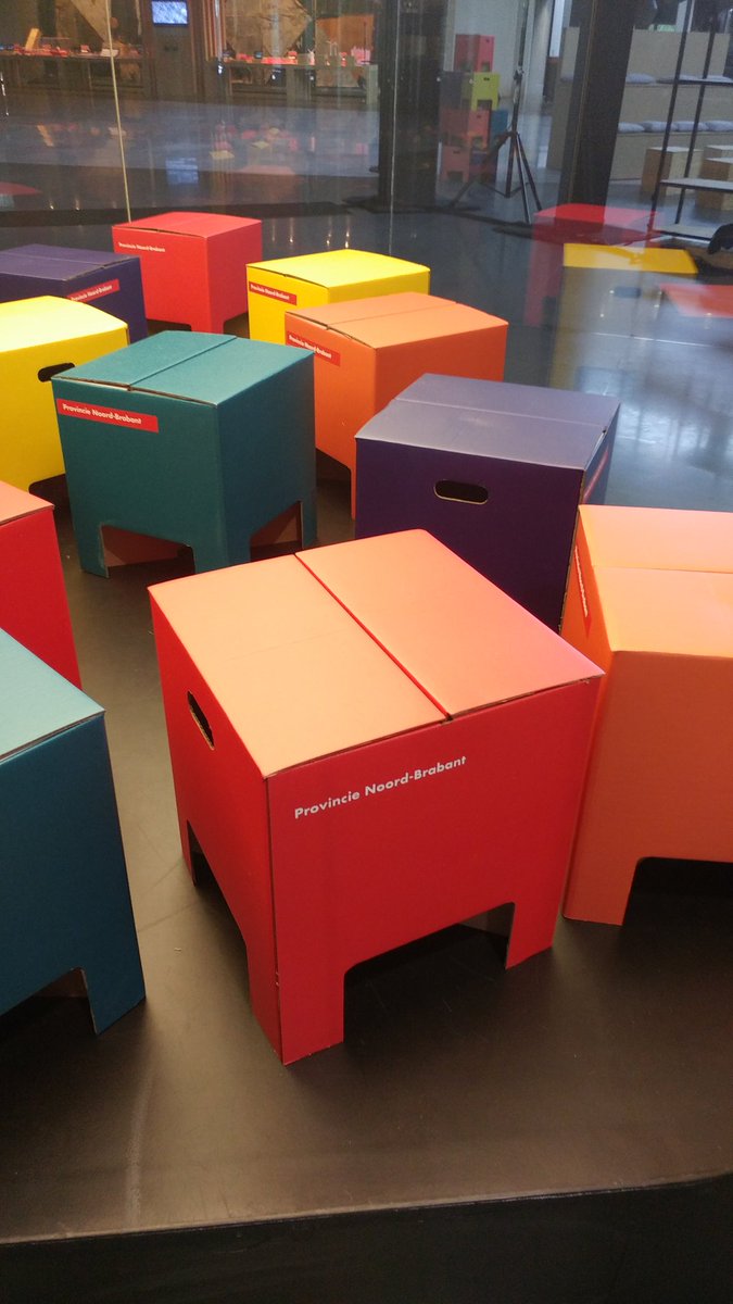 DaanArkesteijn's tweet photo. #fvdt wat een gave stoeltjes! Waar kunnen we die bestellen? Mag met provincie logo voor ons kantoor waar regelmatig kids komen voor duurzaamheidslessen! #enternextlevel @Brabant https://t.co/0VMp21pQ0y