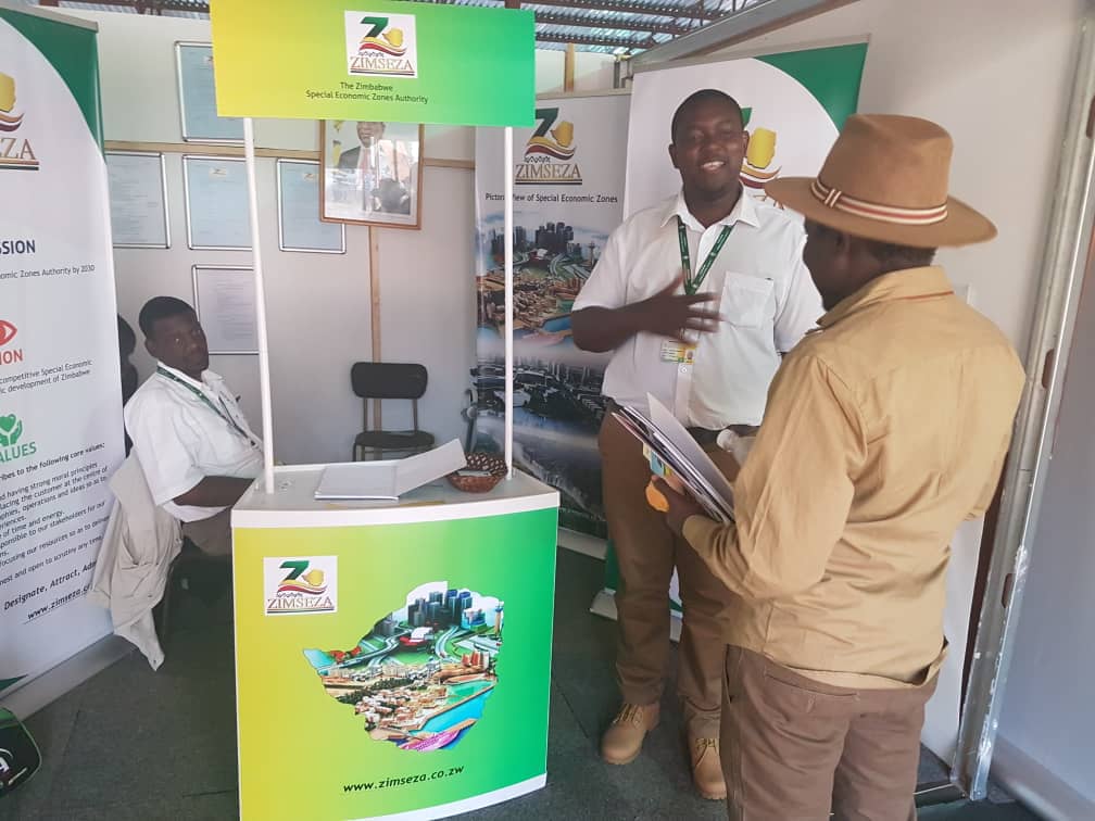 zimseza's tweet photo. ZIMSEZA officials at the Harare Agricultural Show 2018. We are giving potential investors information on investment opportunities available in Zimbabwe for free. 

@ziminvestors
@ZimbabweInvestm 
@ZimbabweInvesto 

#SEZs in Zimbabwe, 
#InvestInZim https://t.co/IFy0gUOA9l