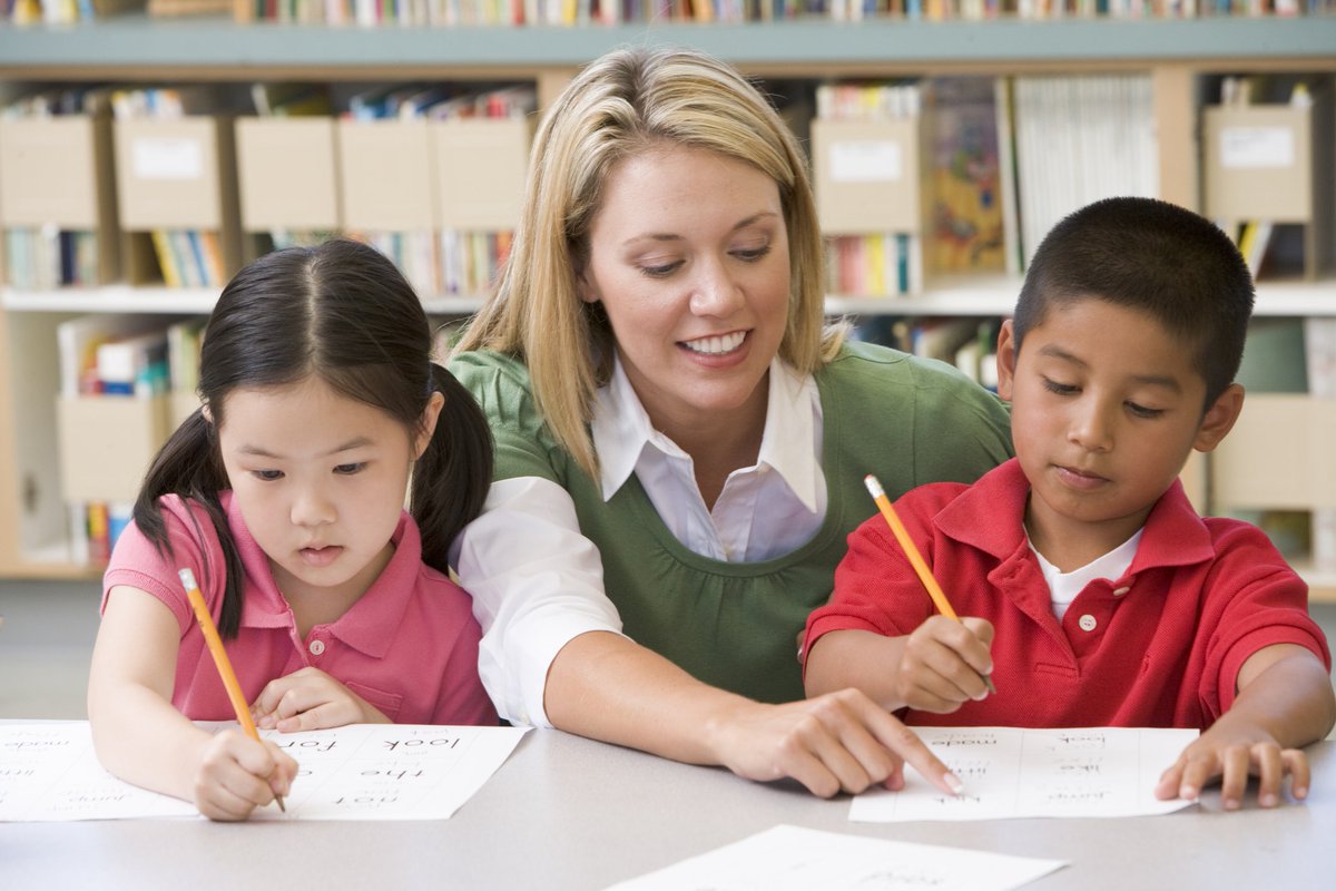 OLTcourses's tweet photo. Get the support you need with our range of online #teacher &amp; #SEND  #CPD training courses. Our online courses allows participants to study in their own time and set their own SMART goals that can be applied immediately.  Available from as little as £90pp. https://t.co/i1HhyQFzbX https://t.co/qeIU3lM7nI