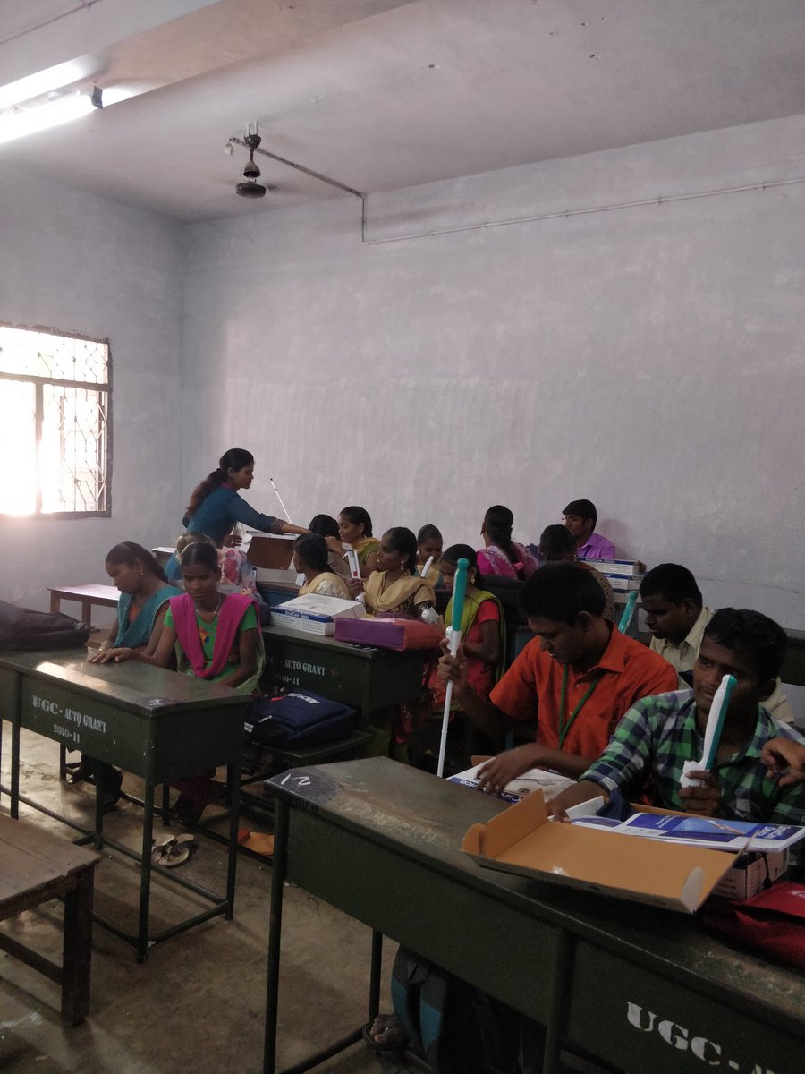 cane_smart's tweet photo. Visually challenged students of Government Arts College, Nandanam were  given SmartCanes by the district differently abled welfare office,  Chennai. A training session was conducted in the college premises by the  Smartcane team on 30 Aug 2018. https://t.co/1COefCjYba