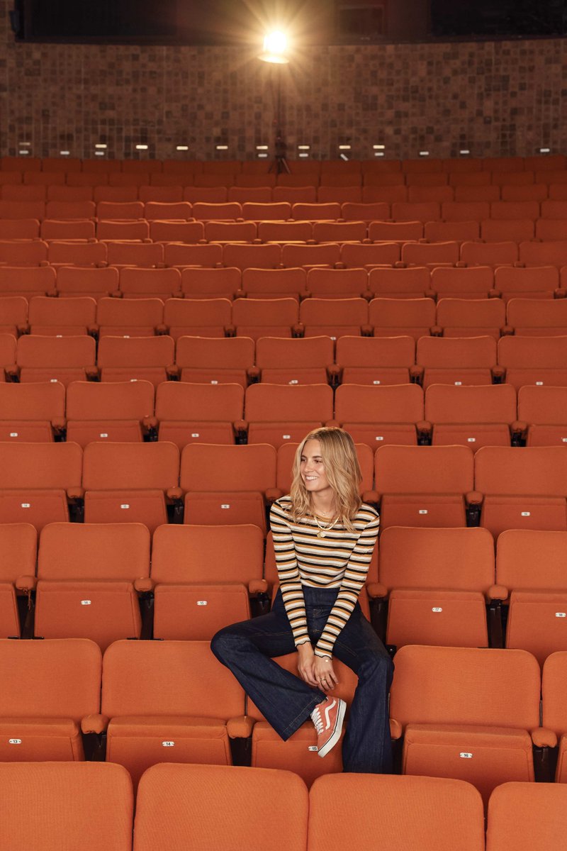 #WeLove 'retro L.A. style' in fashion blogger @Fashion_Me_Now curated wardrobe for <a href="/WarehouseUK/">Warehouse Fashion</a>