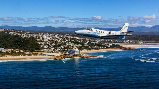 HelloGRoute's tweet photo. Book your #PlettAirSafaris with #HelloGardenRoute Your Friendly Experts in Garden Route Getaways! https://t.co/SrjZVilFdZ Featuring @plettairsafaris @SoPlett @plettisawesome @PlettTourism @plettadventure @KwandweReserve @gardenroute @365SouthAfrica @GartourSouthAfr https://t.co/lai2rrBhll