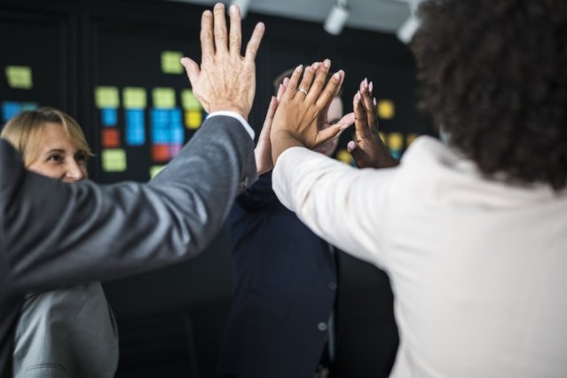 FenixAlliance's tweet photo. #recrutingprocess #AI #HR https://t.co/0Q5rt5z8LM https://t.co/ASN5nOCAU5