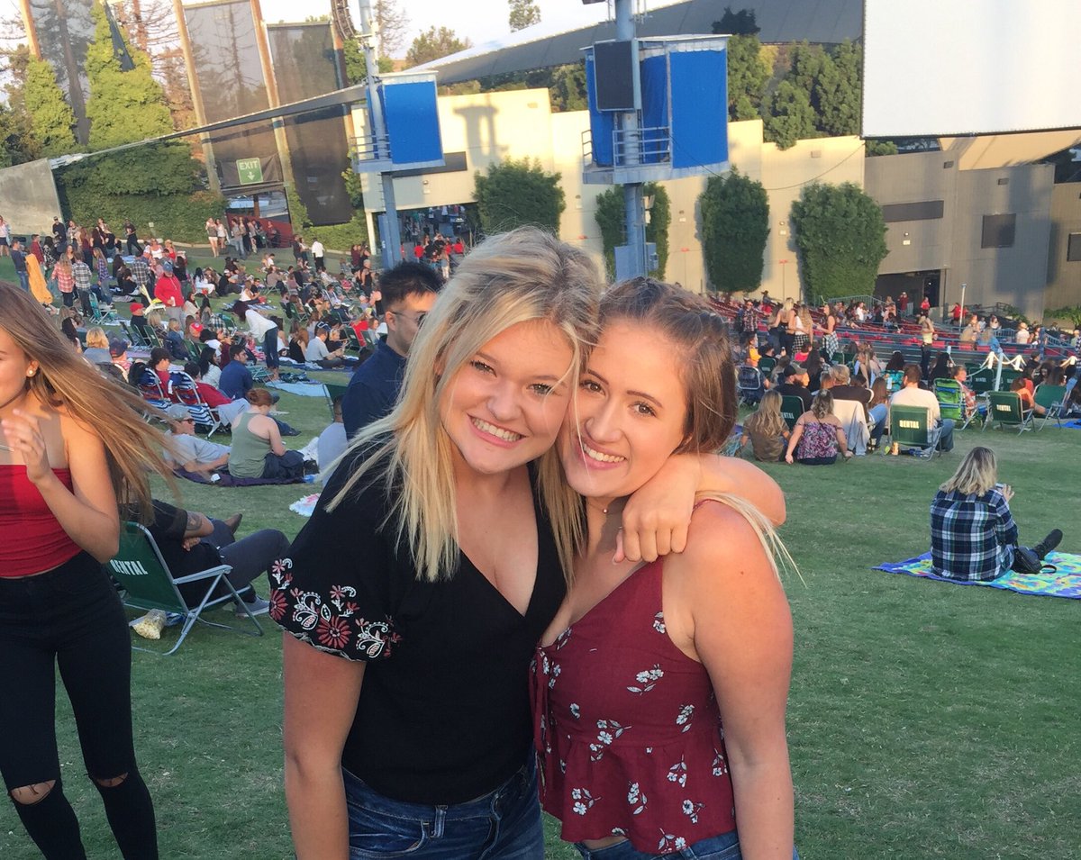 sammystarchick's tweet photo. Happy 16th birthday bff! Words can’t explain how much you mean to me. you’ve been there for me since day 1 and you’re honestly one of the most important people in my life! I hope this year is everything you could of wished for I love you forever and always!❤️@_ashleebleier_ https://t.co/R2kzenxYQo