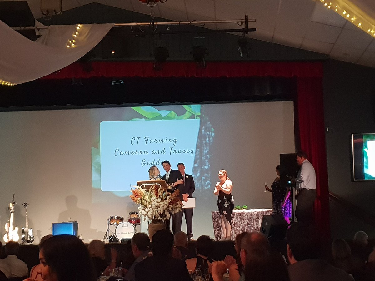 bluedogagCQ's tweet photo. Raingrown #cotton yield at the @CHCGIA awards - 1st @QATC_AgEd Emerald Ag College - well done Rossy Burnett! https://t.co/5GiEZvfVQO
