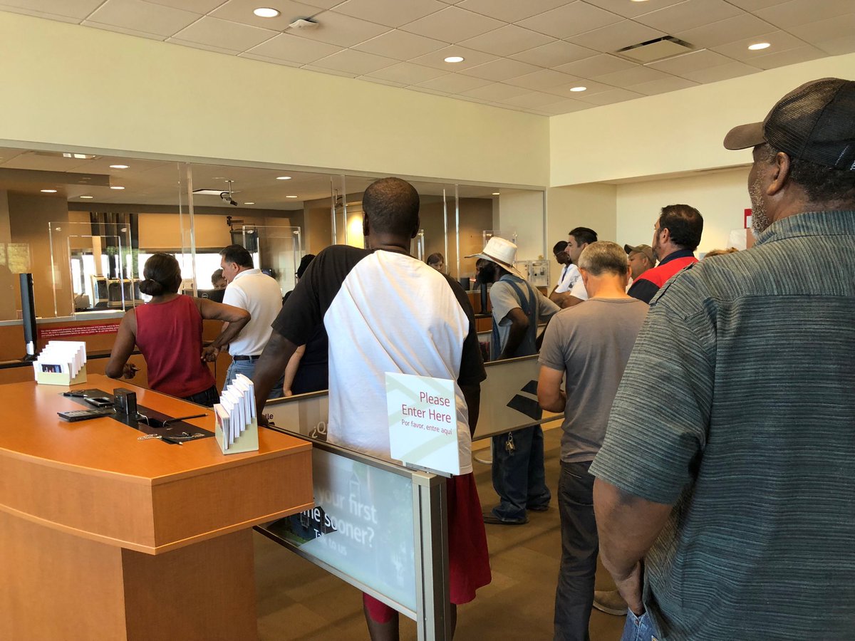 MooreDallas's tweet image. ⁦@BankofAmerica⁩  anyway to hire some help at your Dallas Buckner location?