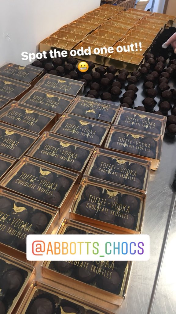 AbbottsChocs's tweet image. Busy making @Kinvodka truffles today. Listening to @BBCRadio2 dancing away as we go 🎉