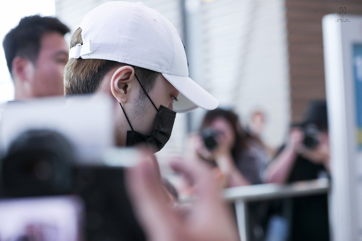 shootonL's tweet photo. 180824 icn ✈️✈️✈️

#라이관린 #賴冠霖 #LAIKUANLIN #워너원 #WannaOne https://t.co/Y5ADwZ77Zr