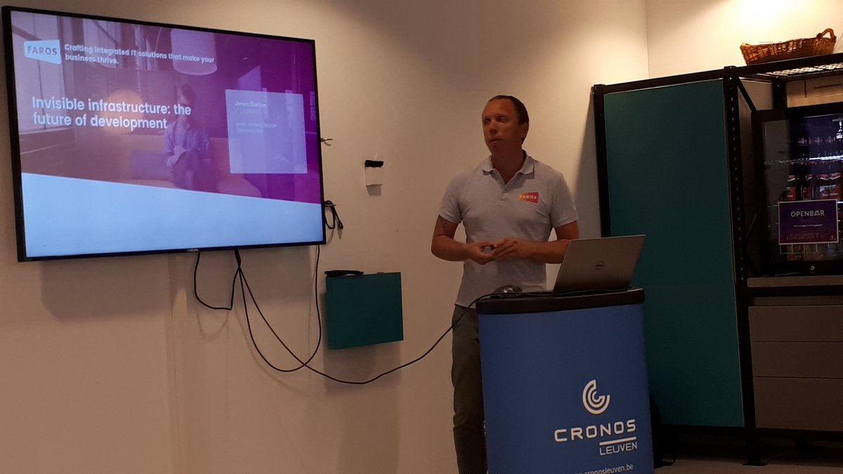 CronosGroep's tweet image. Gisteren ging de tweede sessie van Openba[a]r @CronosLeuven over #RPA @RoboRana en #InvisibleInfrastructure @FarosBelgium - full house met veel pizza, ondernemers en innovatie! 🍕😄 openbar.cronosleuven.be